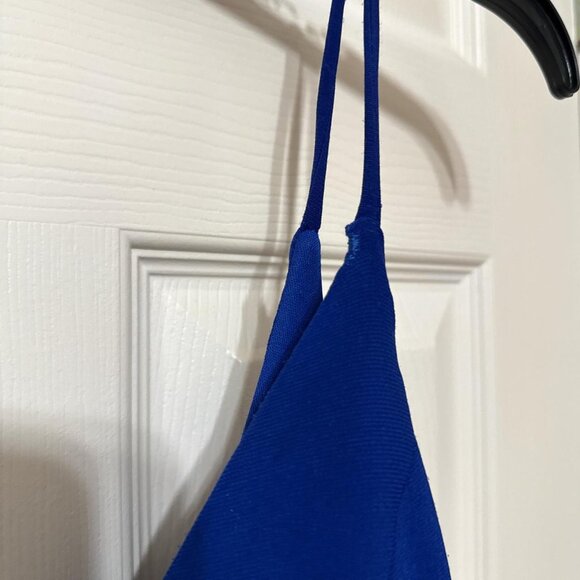 Royal blue maxi dress with spaghetti straps and a flowy, flared skirt - Picture 3 of 5